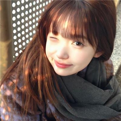 保姆让她的儿子钻进我卧室